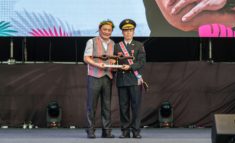 [Student Honors] Congratulations to Awhat Awenpopo, Alumnus of Our Program's 2nd Cohort, on Being Awarded the Third-Class Indigenous Peoples MedalImage